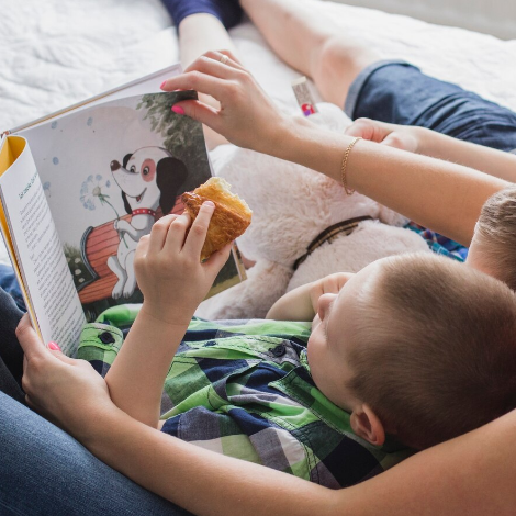 Picture books in child development